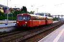 798 706-8 u. 998 840-3 der Eisenbahnfreunde Passau bei der abendlichen Rückkehr aus Freyung in Passau am 1.5.2019.