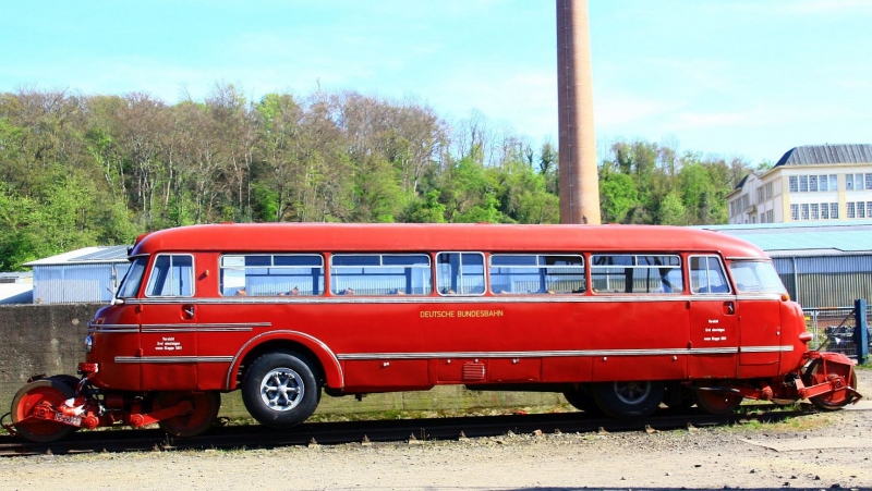 Schienen-Straßen-Bus am 30.4.2017 im Eisenbahnmuseum Bochum-Dahlhausen.